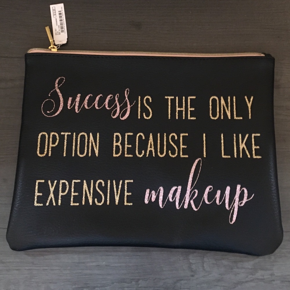 NWT Charming Charlie Make-up Bag